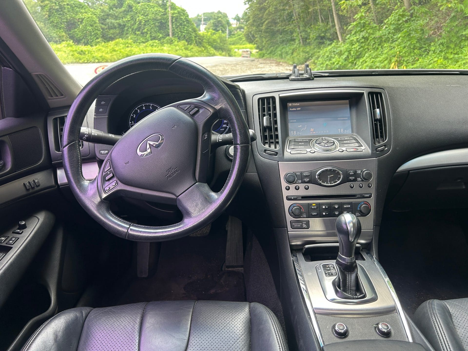 2010 Infiniti G37 Sedan S (S/N: 410967) 42