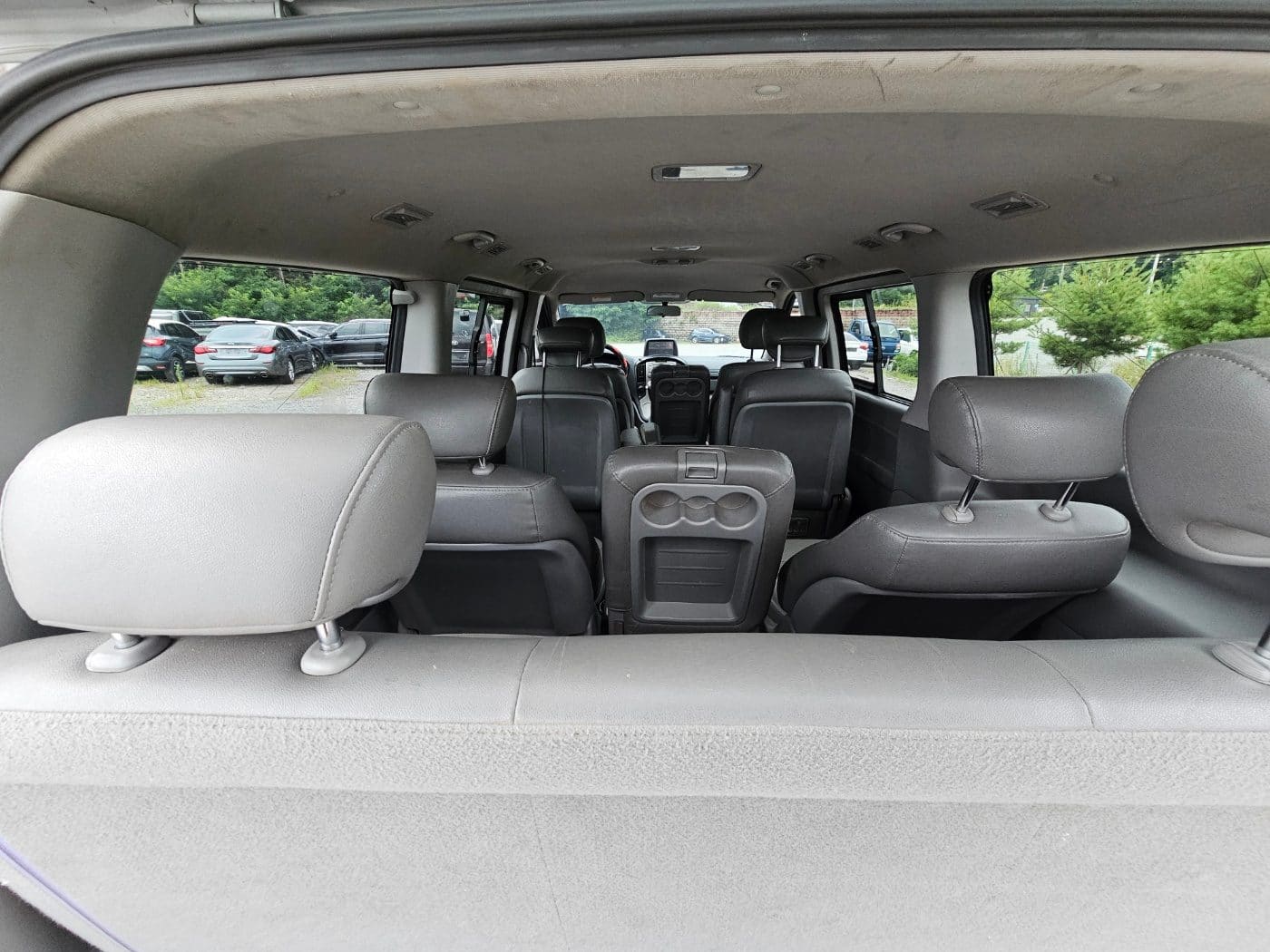 2011 Hyundai Grand Starex 12seats CVX (S/N: 367941) 15