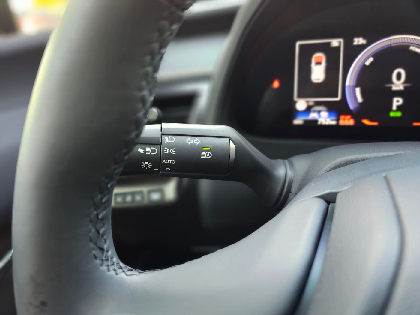 2027 Lexus UX 300h 2.0 (S/N: 047360) 39