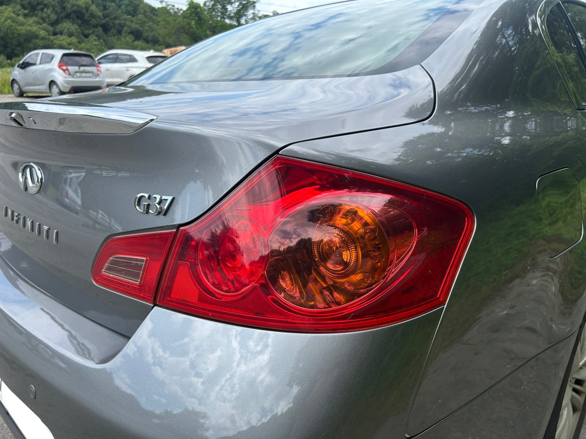 2010 Infiniti G37 Sedan S (S/N: 410967) 8