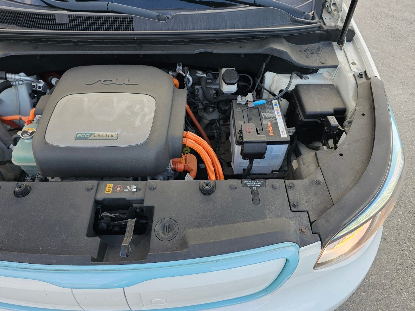 2017 Kia Soul EV (S/N: 021870) 23