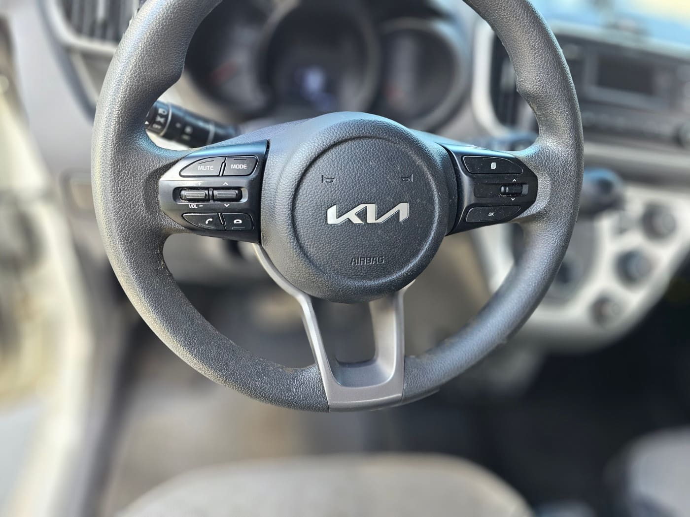 2022 Kia The New Ray 1seats van (S/N: 320163) 31