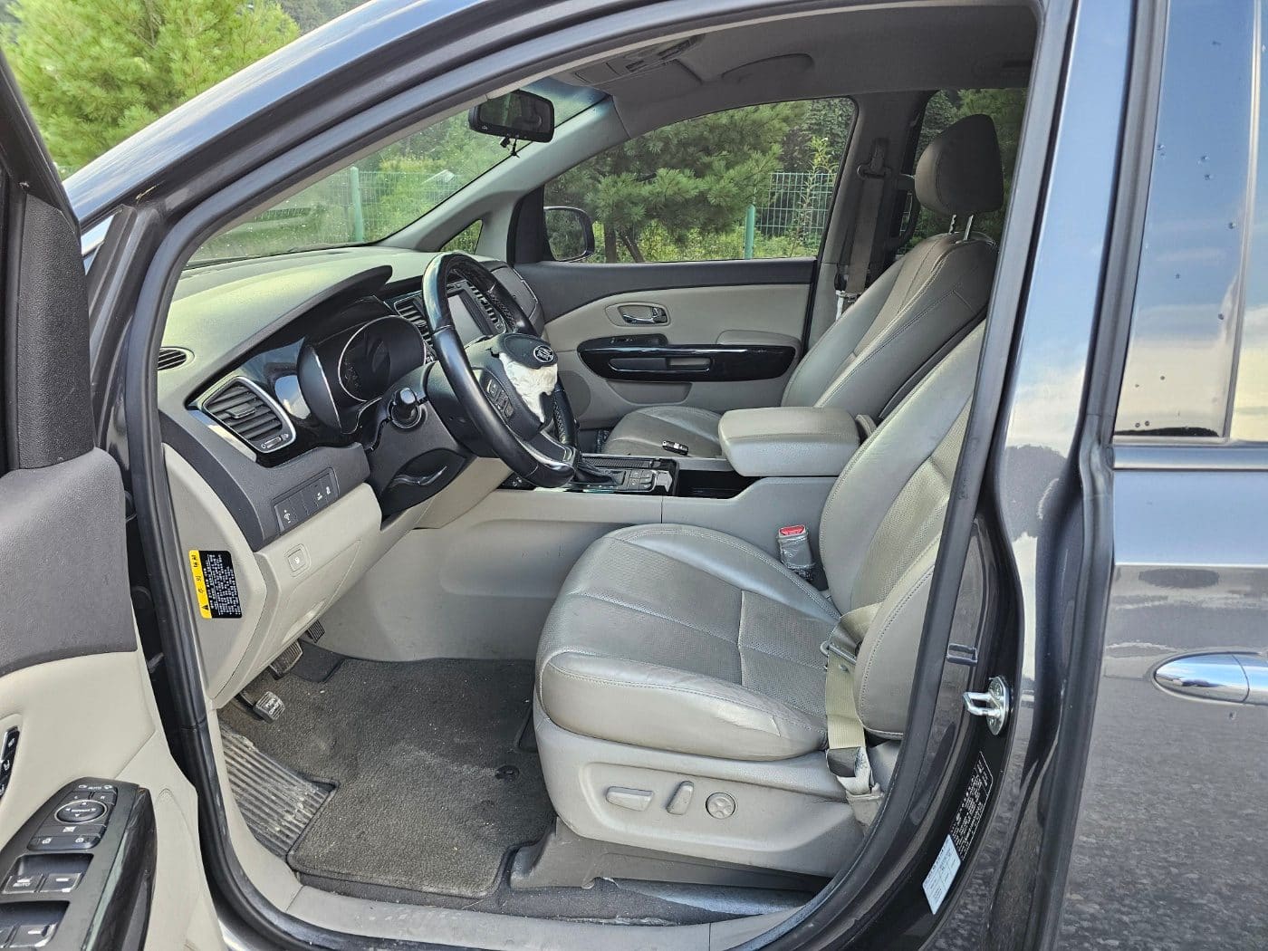 2016 Kia All New Carnival Diesel Limousine (S/N: 092376) 35