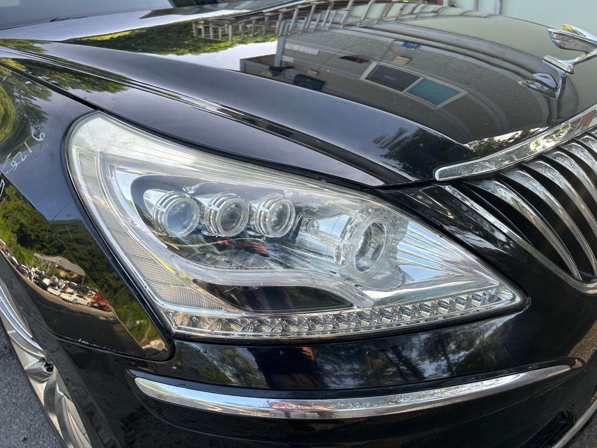 2015 Hyundai Equus VS500 (S/N: 090613) 9