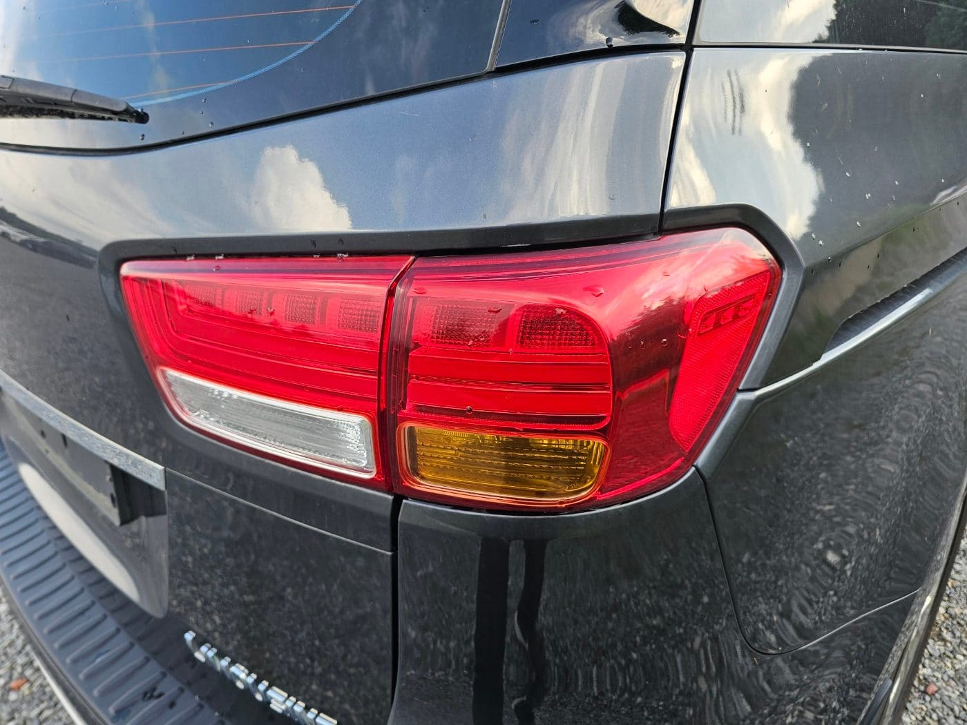 2016 Kia All New Carnival Diesel Limousine (S/N: 092376) 11
