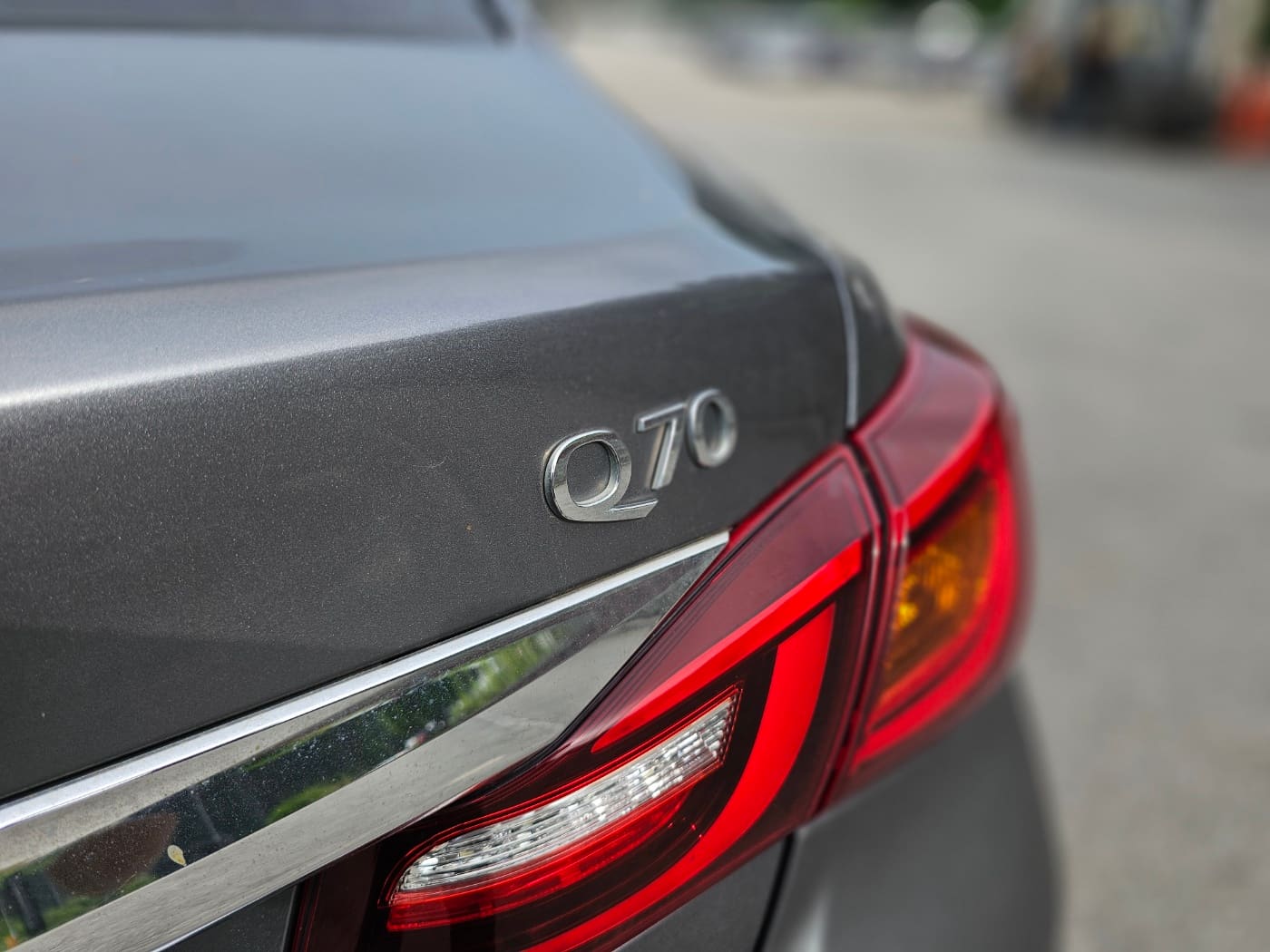2016 Infiniti Q70 3.7 (S/N: 580157) 17