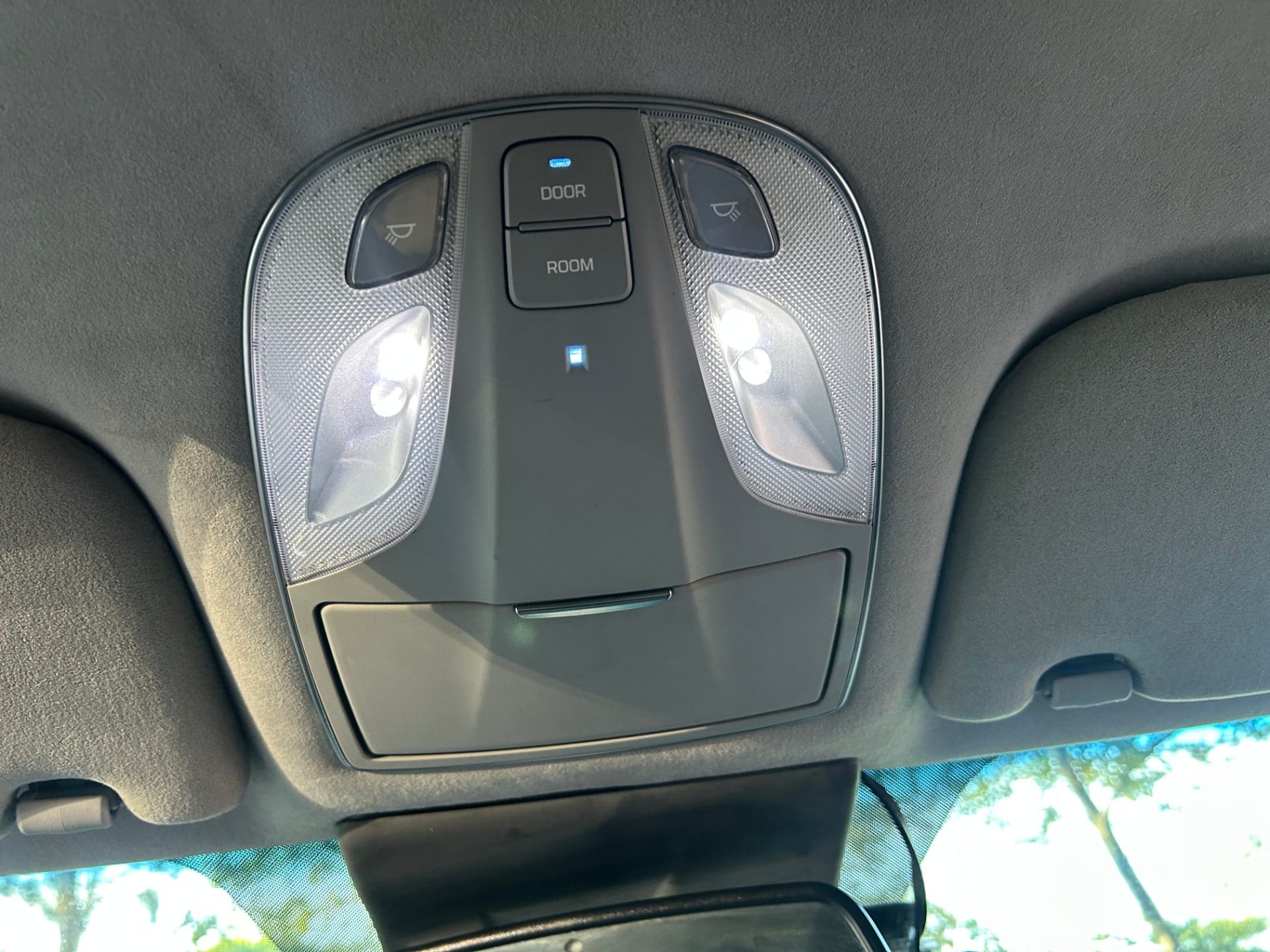 2015 Hyundai Equus VS500 (S/N: 090613) 63