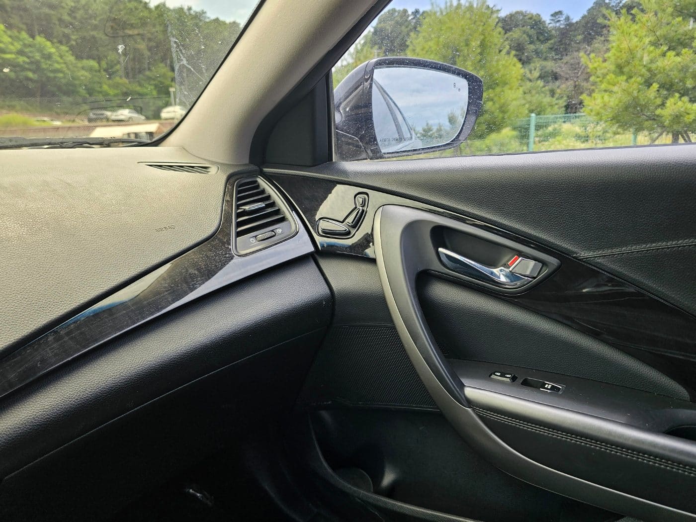 2016 Hyundai Grandeur HG Hybrid (S/N: 023743) 43