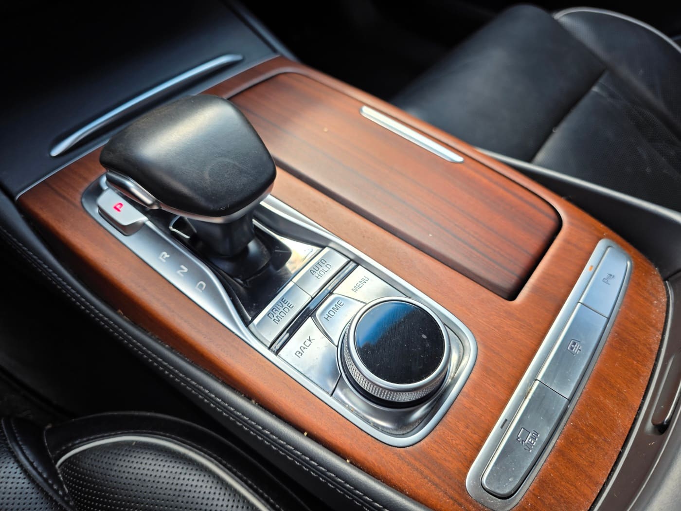 2019 Kia THE K9 3.8 GDI (S/N: 003731) 44