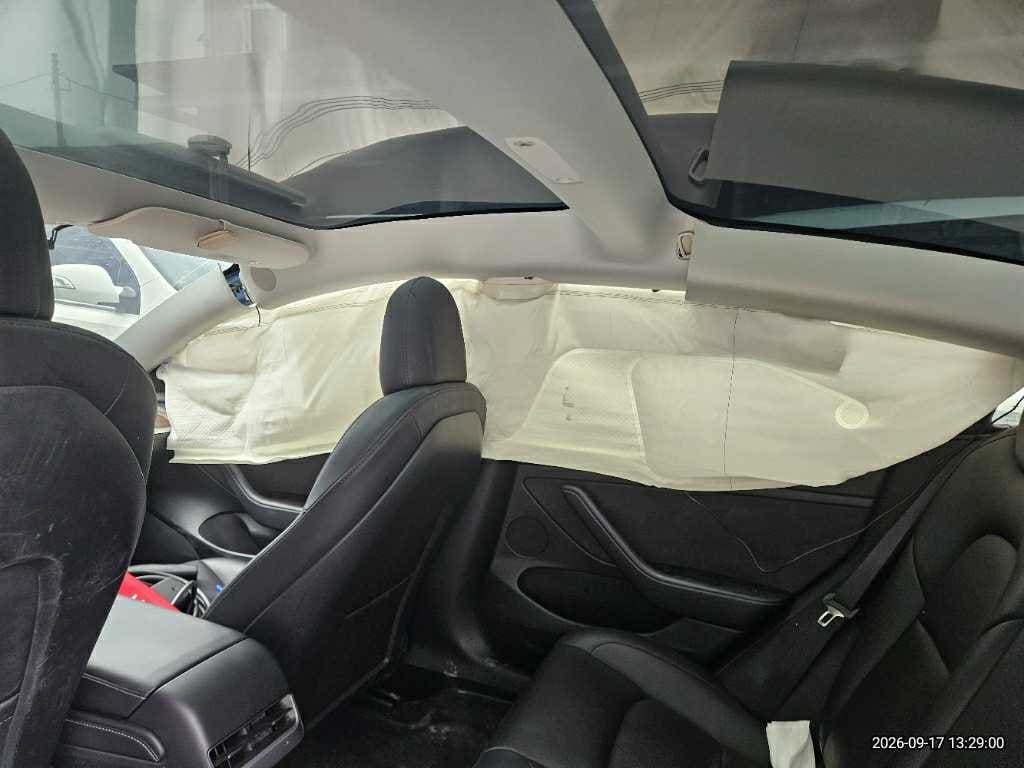 2022 Tesla Model 3 RWD (303213) pre-producted 11