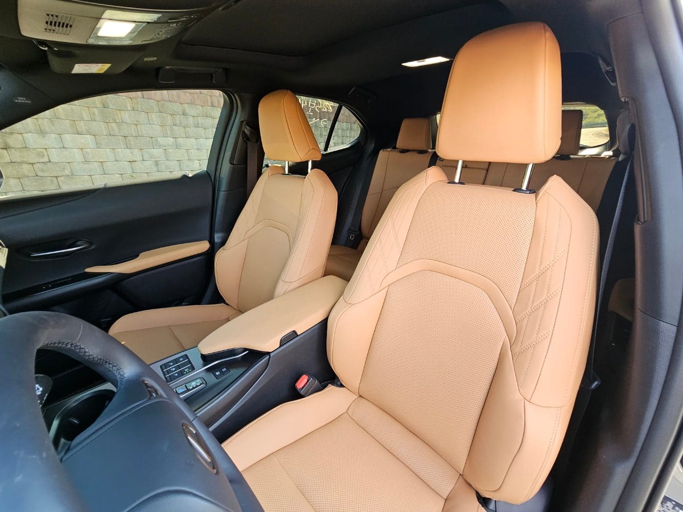 2027 Lexus UX 300h 2.0 (S/N: 047360) 50