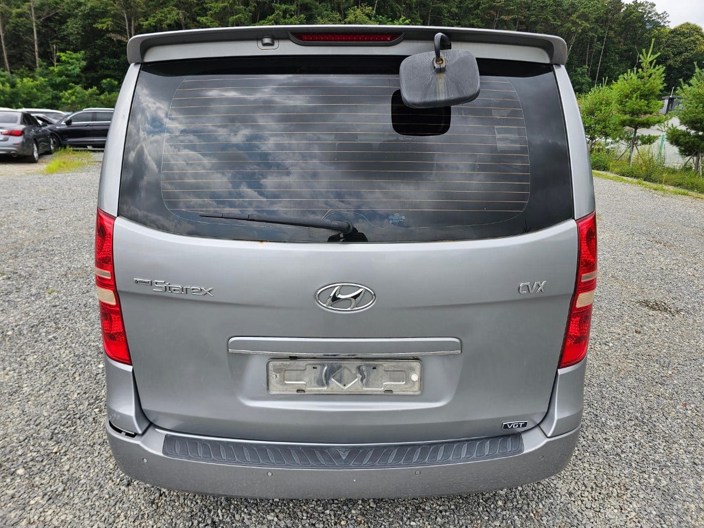 2011 Hyundai Grand Starex 12seats CVX (S/N: 367941) 5