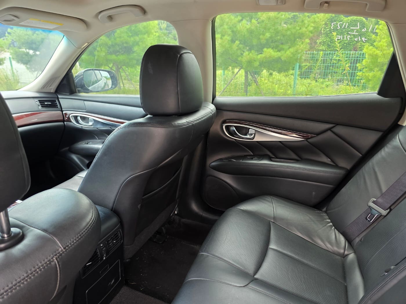 2016 Infiniti  Q70 3.7 (S/N: 580214) 30