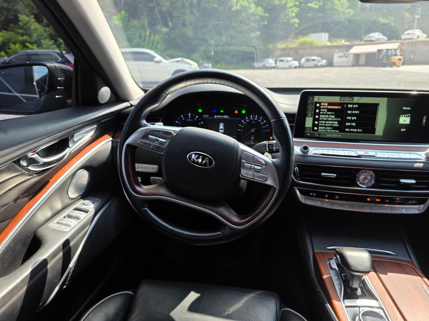 2019 Kia THE K9 3.8 GDI (S/N: 003731) 34