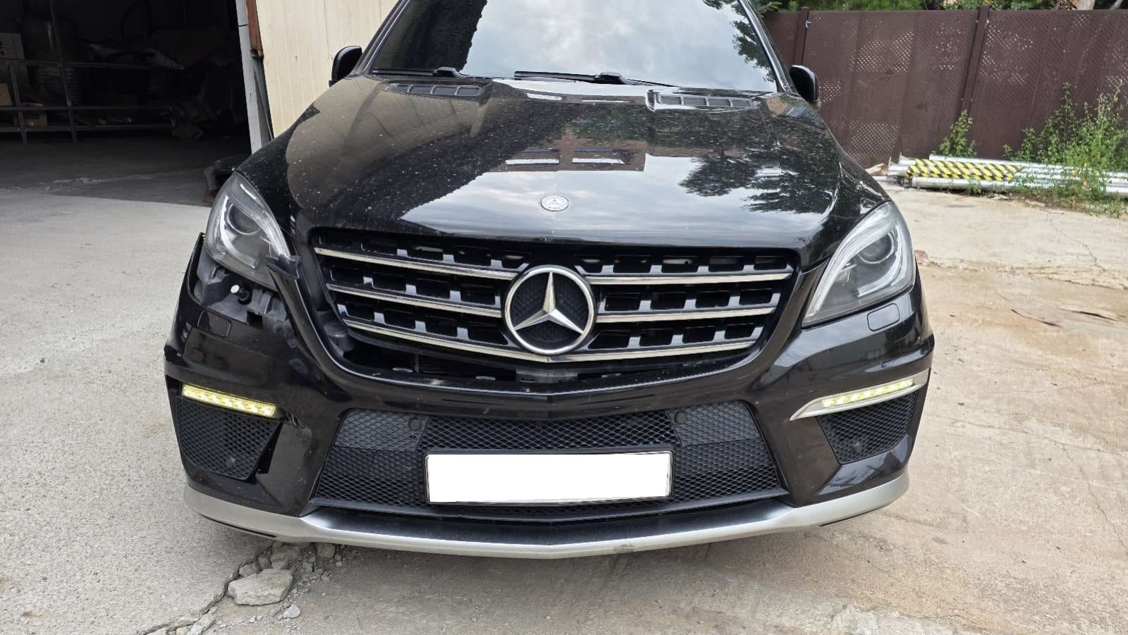 2015 Benz New M-Class W166 ML63 AMG (566120) pre-producted