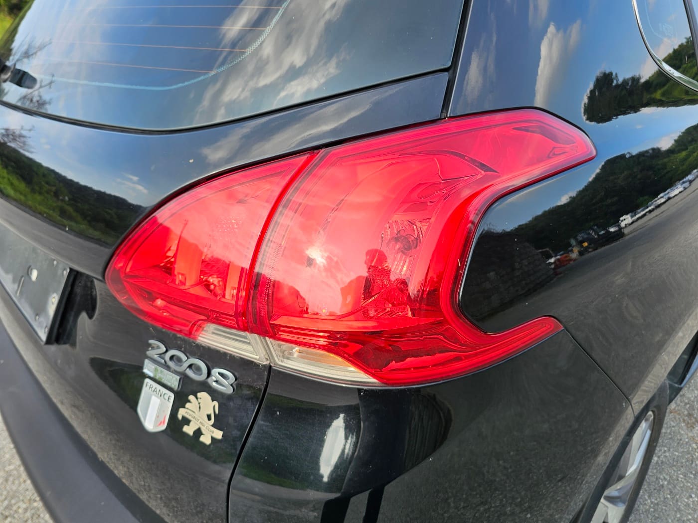 2015 Peugeot 2008 1.6 E-HDI (S/N: 045004) 12