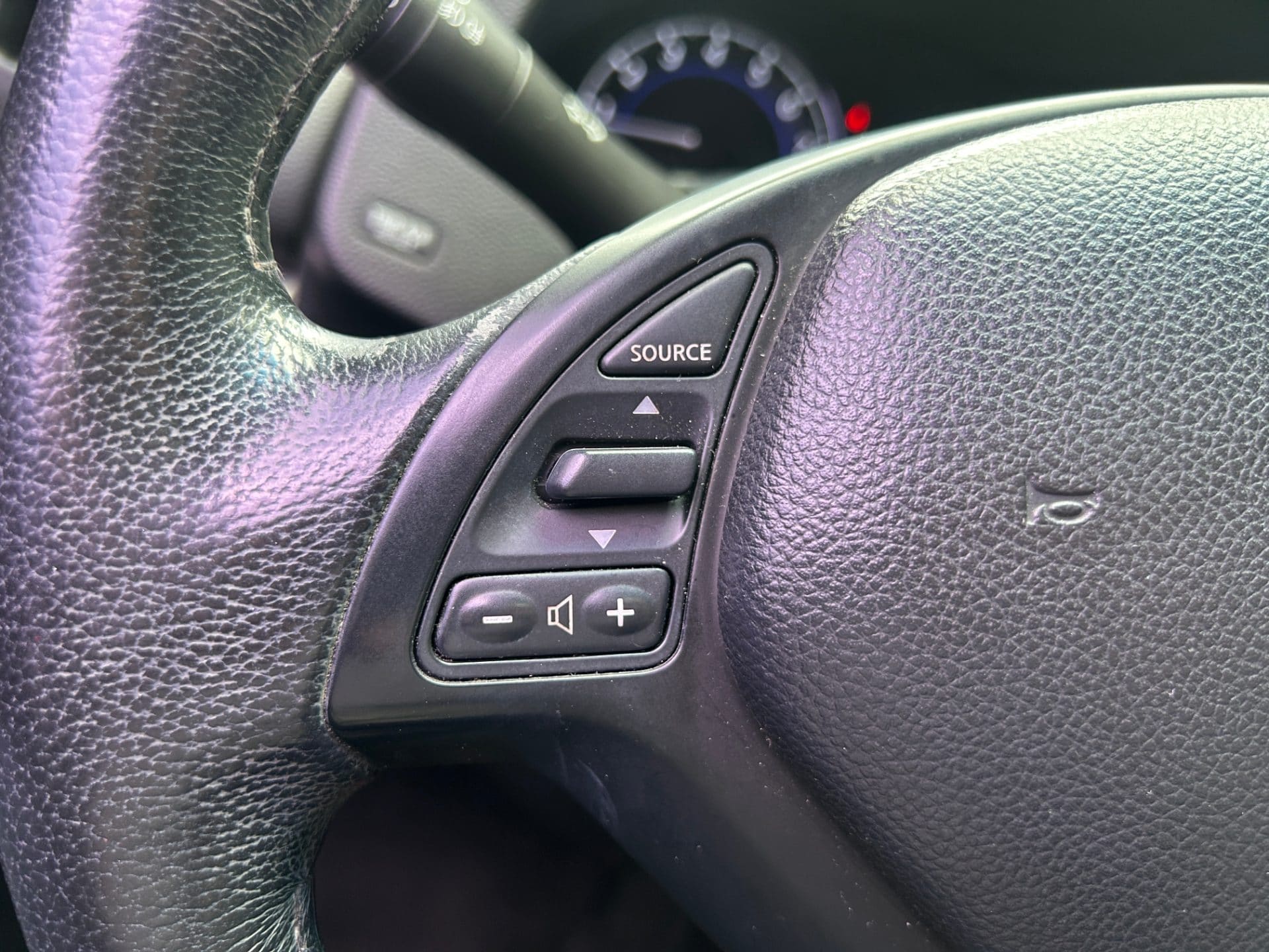 2010 Infiniti G37 Sedan S (S/N: 410967) 54