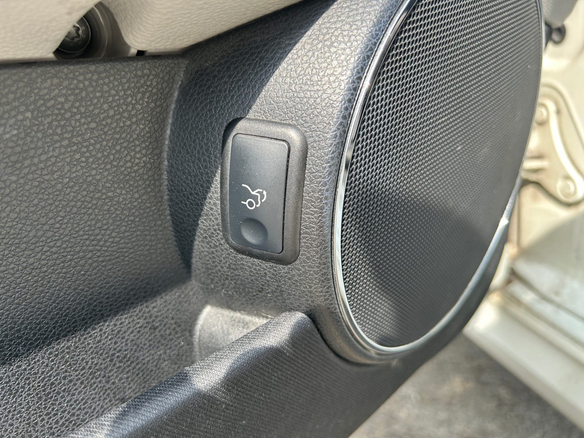 2009 Benz C-Class W204 C200K Avantgarde (S/N: 267196) 38