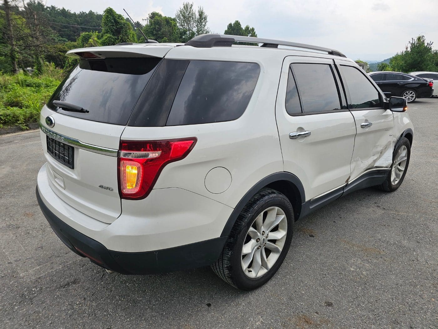 2015 Ford Explorer 3.5 (S/N: A72417) 4
