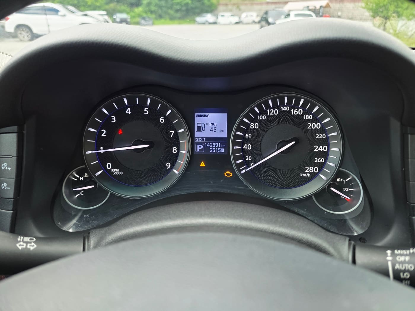 2016 Infiniti  Q70 3.7 (S/N: 580214) 40