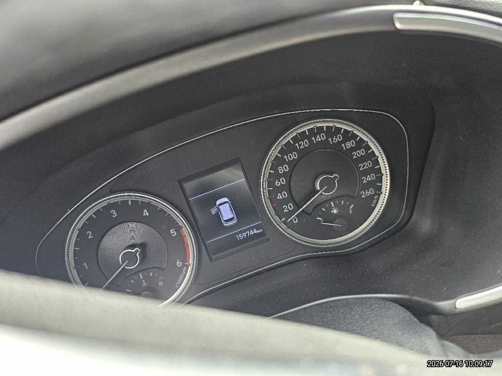2019 Hyundai Santa Fe TM Diesel 2.0 2WD (103031) pre-producted 11