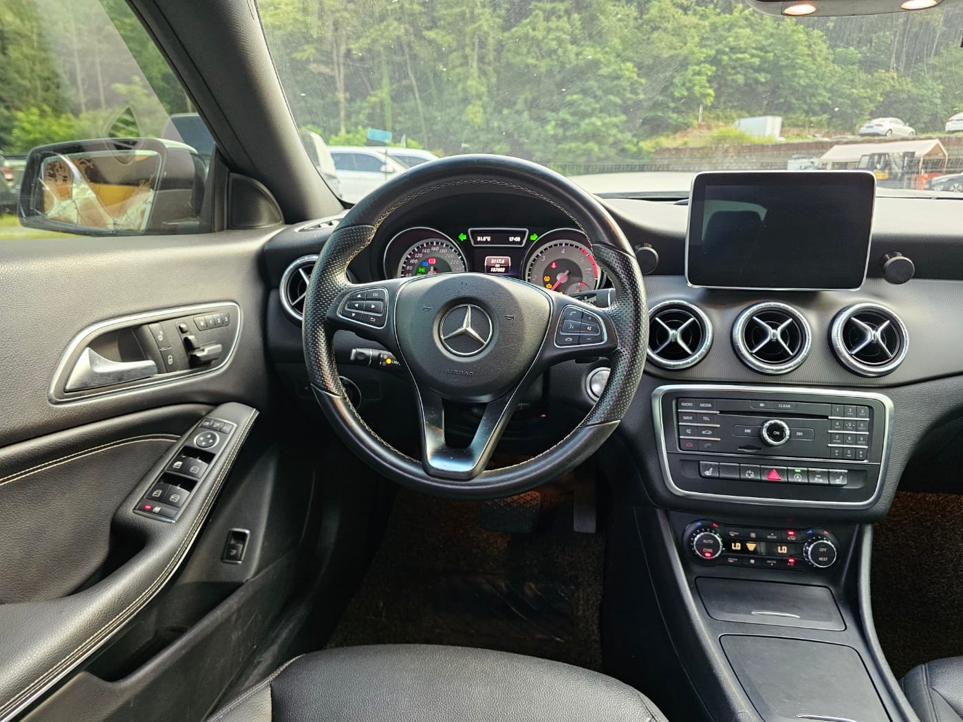 2015 Benz CLA Class CLA 200 CDI 4MATIC (S/N: 210909) 31
