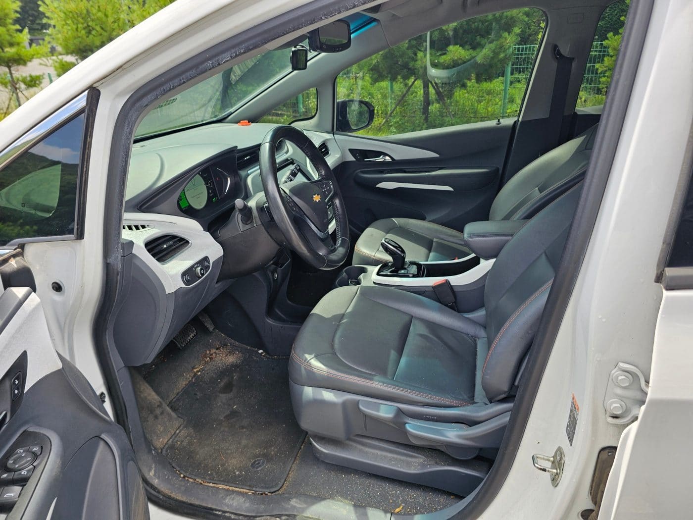 2018 Chevrolet Bolt EV EV Premier (S/N: 129093) 34