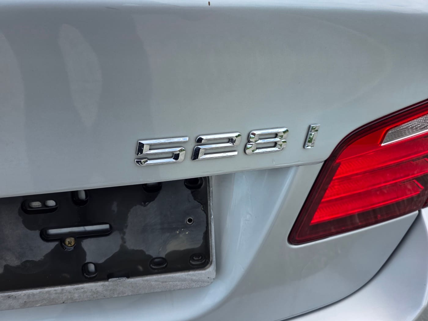 2014 BMW 5 Series (F10) 528i (S/N: 016204) 19