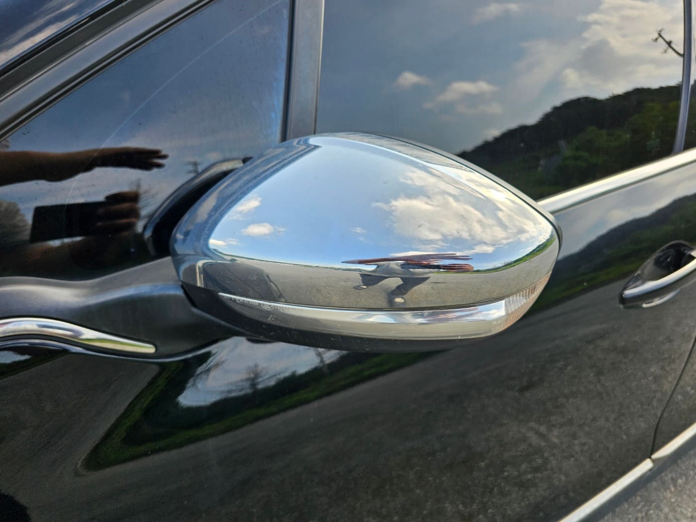 2015 Peugeot 2008 1.6 E-HDI (S/N: 045004) 9