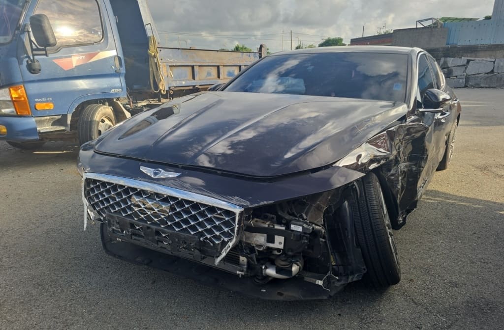 2018 Genesis G70 2.0T AWD (003578) pre-producted