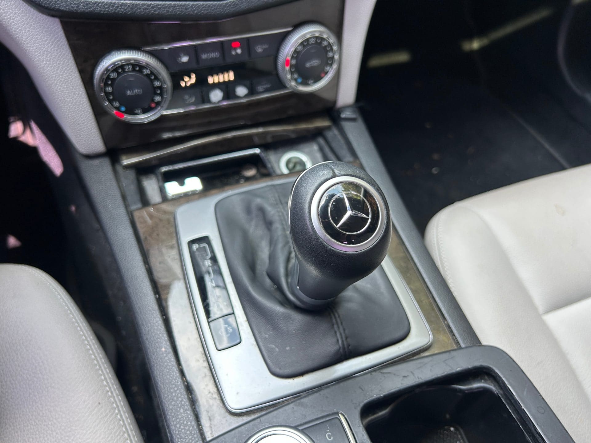 2009 Benz C-Class W204 C200K Avantgarde (S/N: 267196) 48