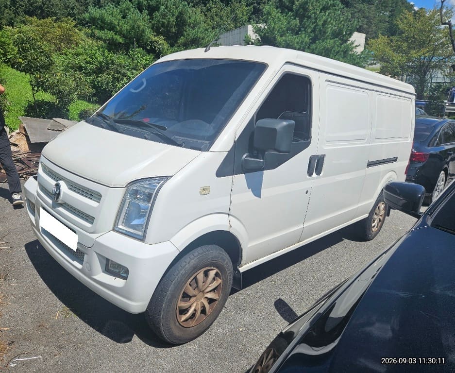 2023 DFSK Masada EV 2-van (895691) pre-producted