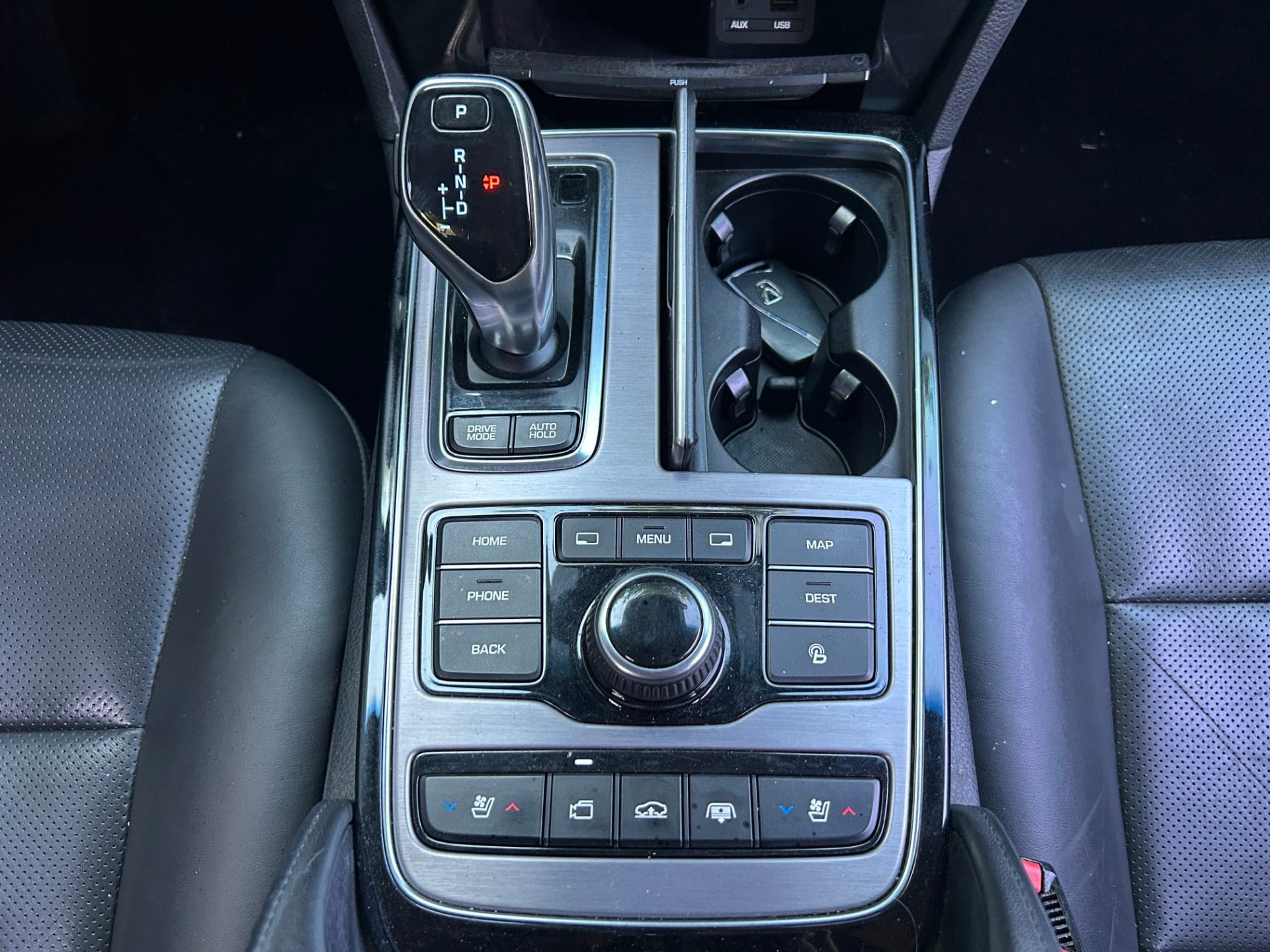 2015 Hyundai Equus VS500 (S/N: 090613) 45