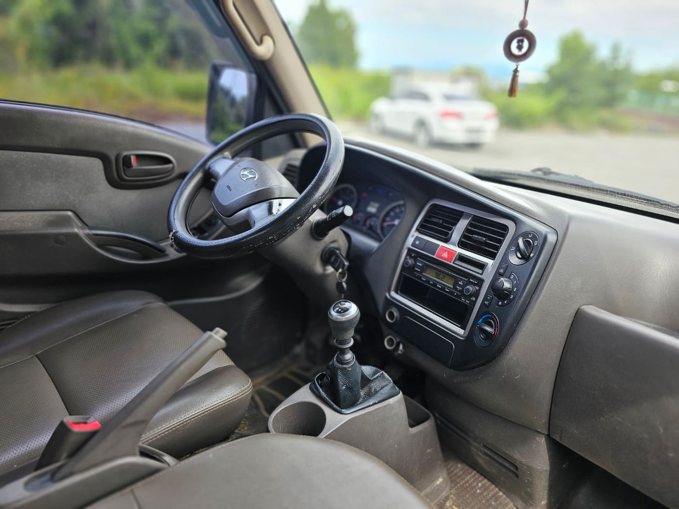 2013 Hyundai Porter 2 1.0-ton Super Cab (CRDi) (S/N: 920599) 34
