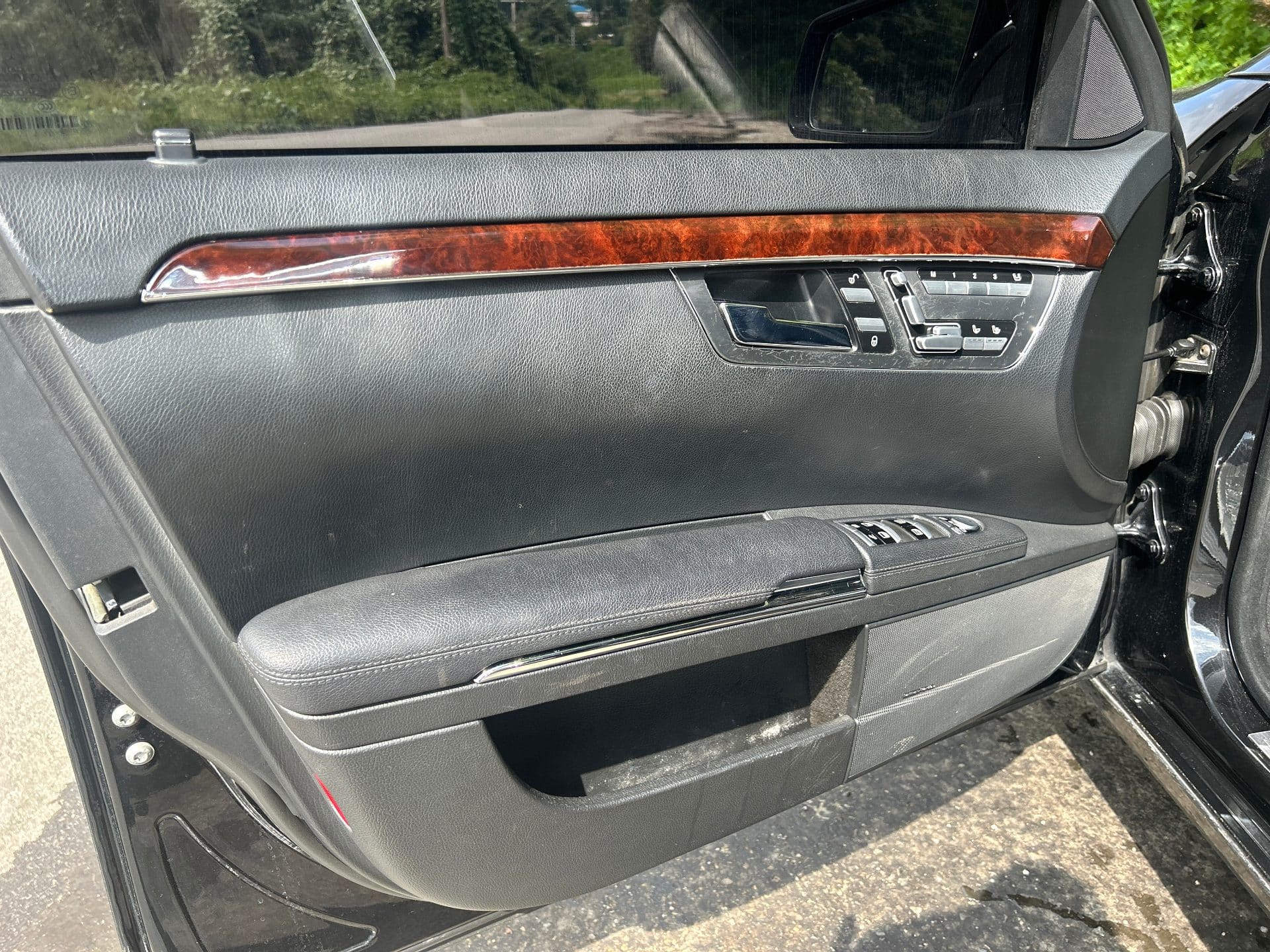 2011 Benz  S-Class - W221 S500L (S/N: 379538) 46