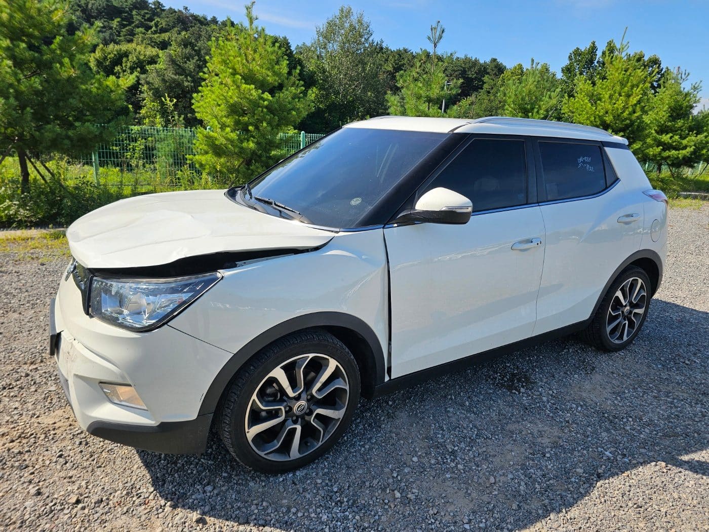 2016 SsangYong Tivoli Gasoline 2WD (S/N: 098670)