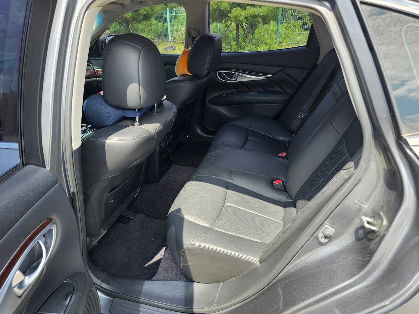 2016 Infiniti Q70 3.7 (S/N: 580157) 26