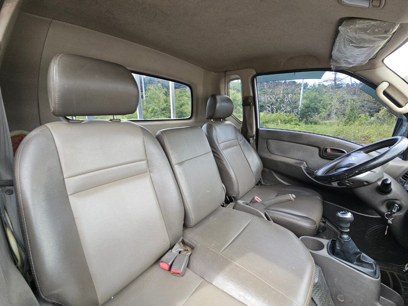 2013 Hyundai Porter 2 1.0-ton Super Cab (CRDi) (S/N: 920599) 32