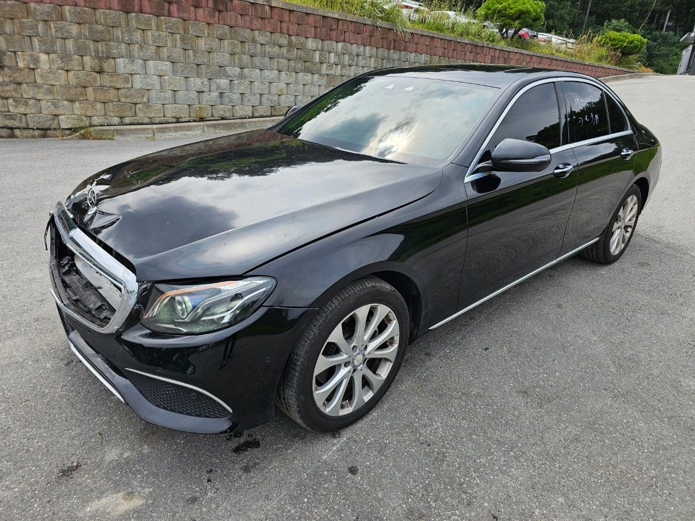 2017 Benz E-Class (W213) E220d (S/N: 097246)