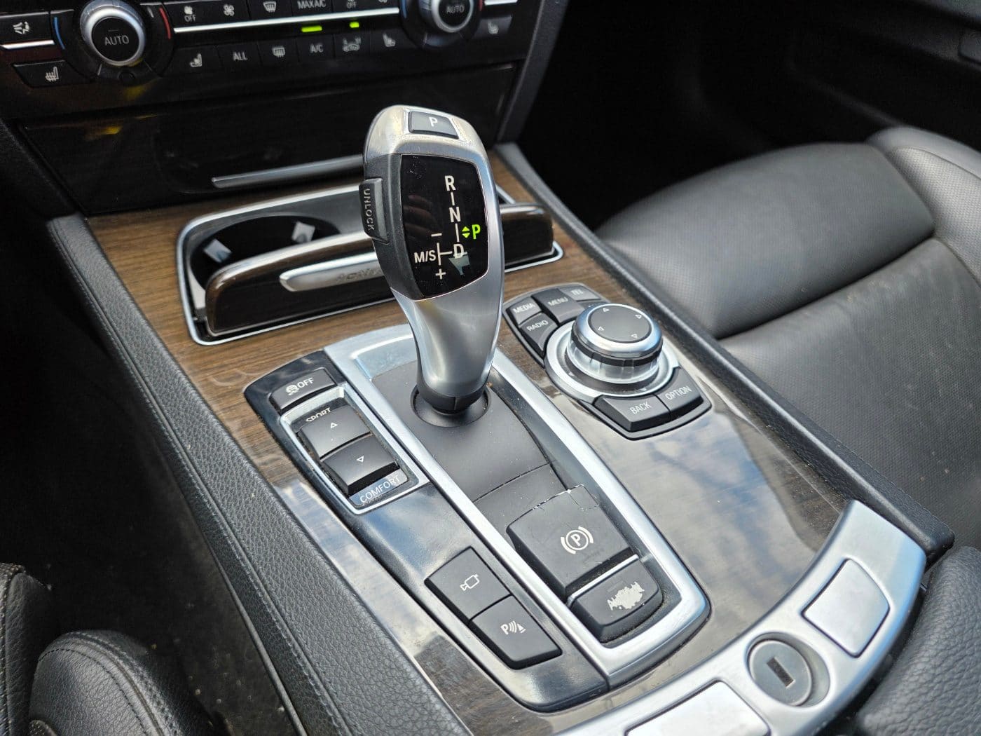 2013 BMW 7 Series (F01) Active Hybrid (S/N: 992454) 46