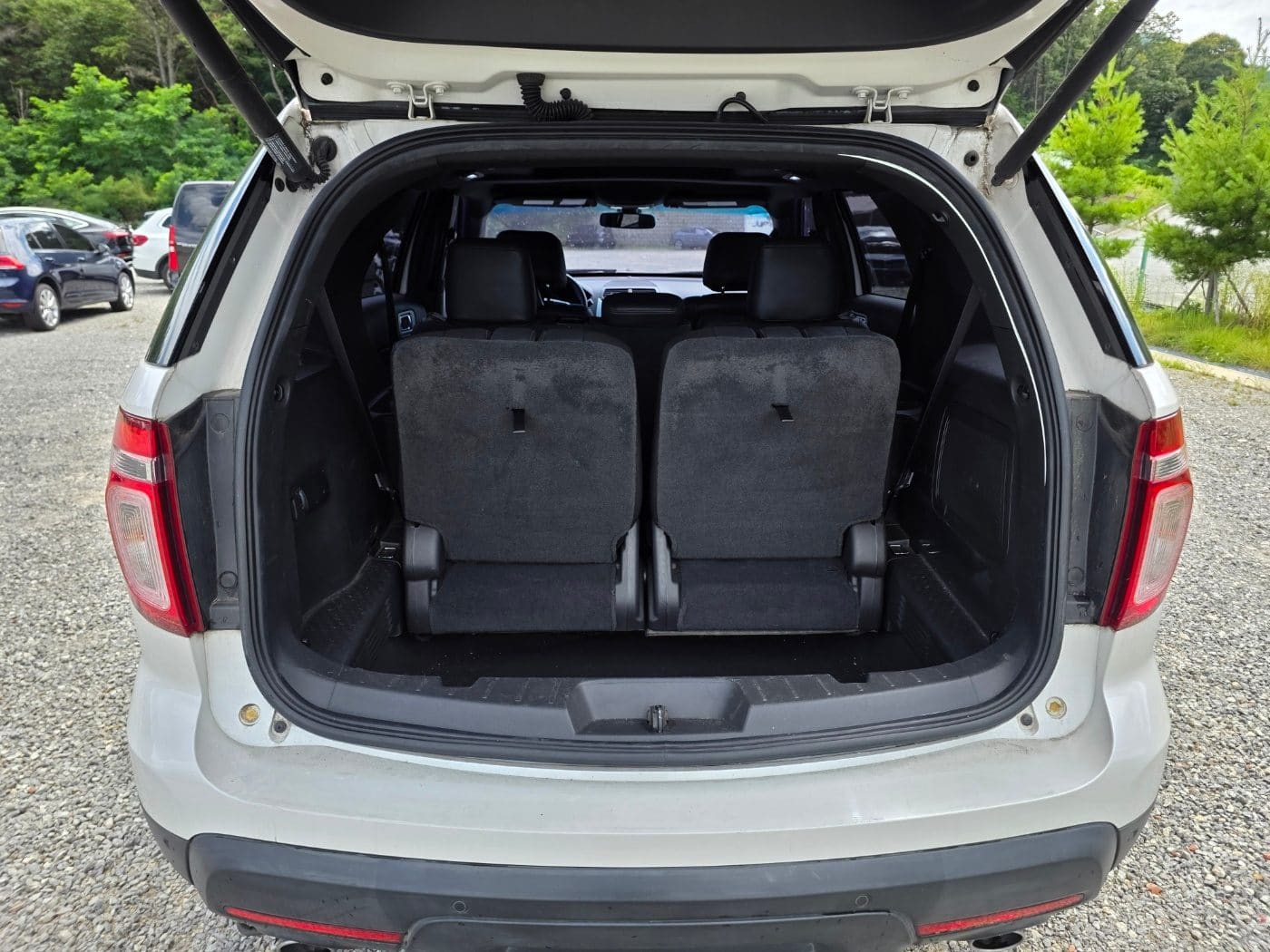 2015 Ford Explorer 3.5 Limited 4WD (S/N: B35188) 13
