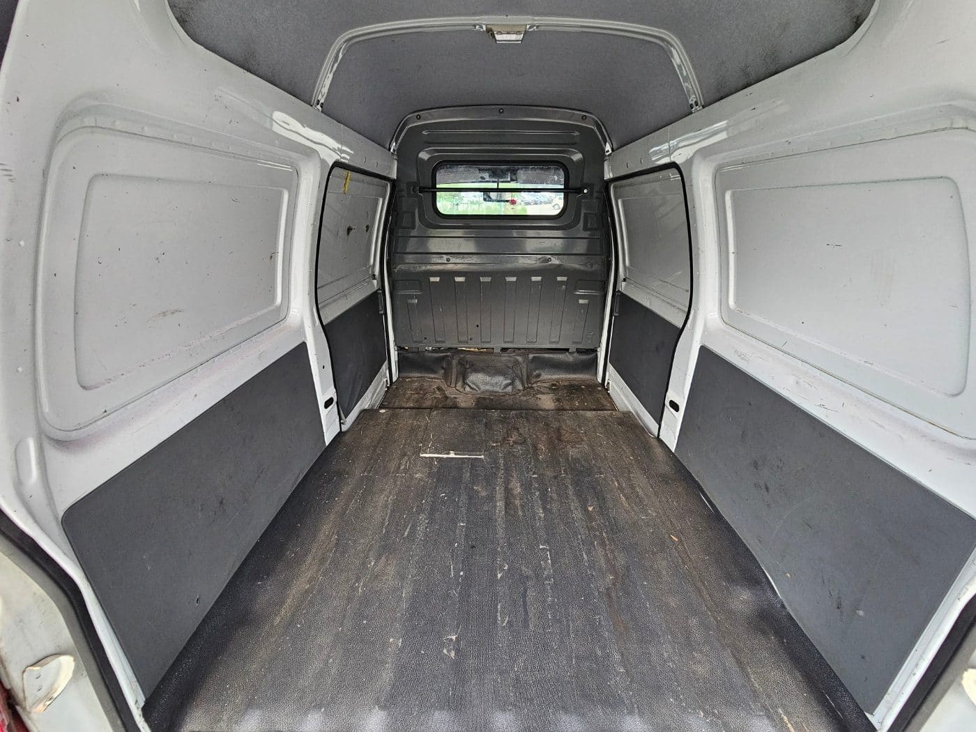 2015 Daewoo Damas 2 van (S/N: 344308) 13