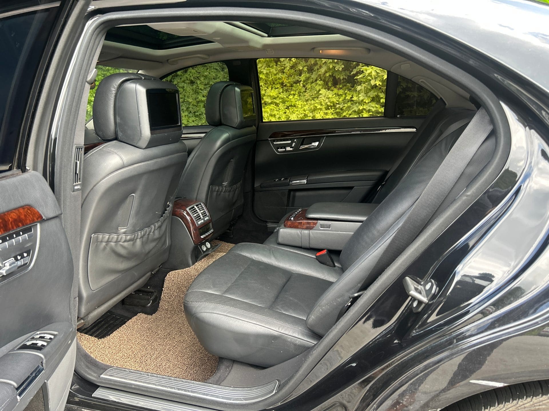 2011 Benz  S-Class - W221 S500L (S/N: 379538) 28