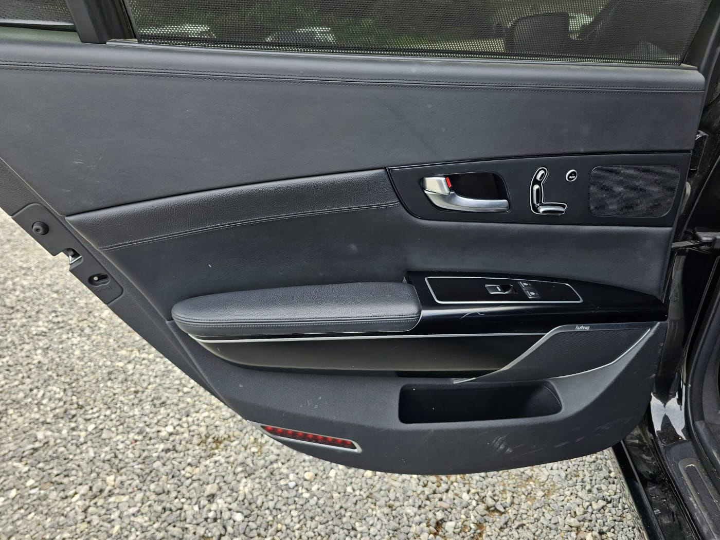 2013 Kia K9 3.8 GDI (S/N: 002490) 26