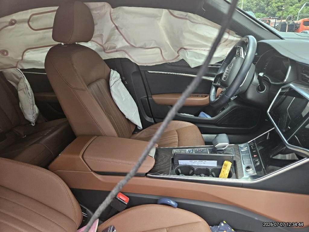 2020 Audi A6 (C8) 45 TFSI Quattro (056816) pre-producted 4