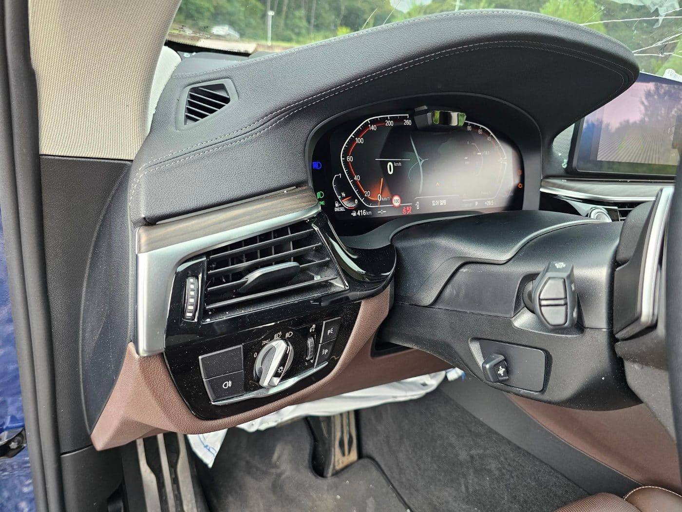 2021 BMW 6 Series GT (G32) 630D XDRIVE (S/N: F38252) 37