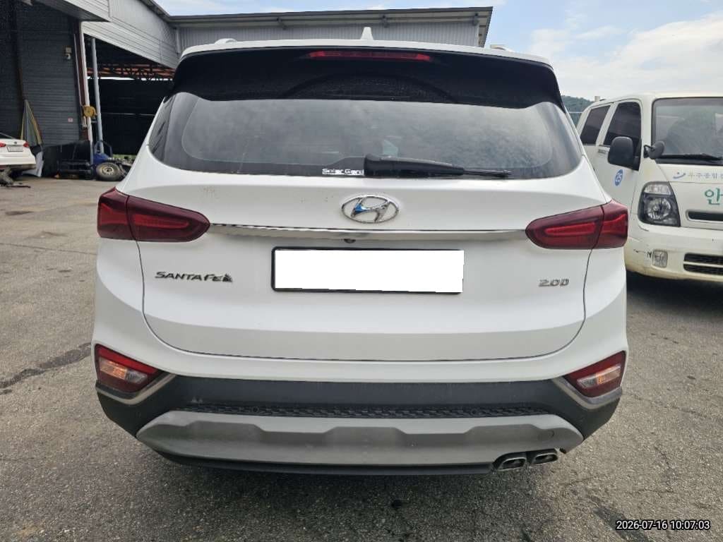2019 Hyundai Santa Fe TM Diesel 2.0 2WD (103031) pre-producted