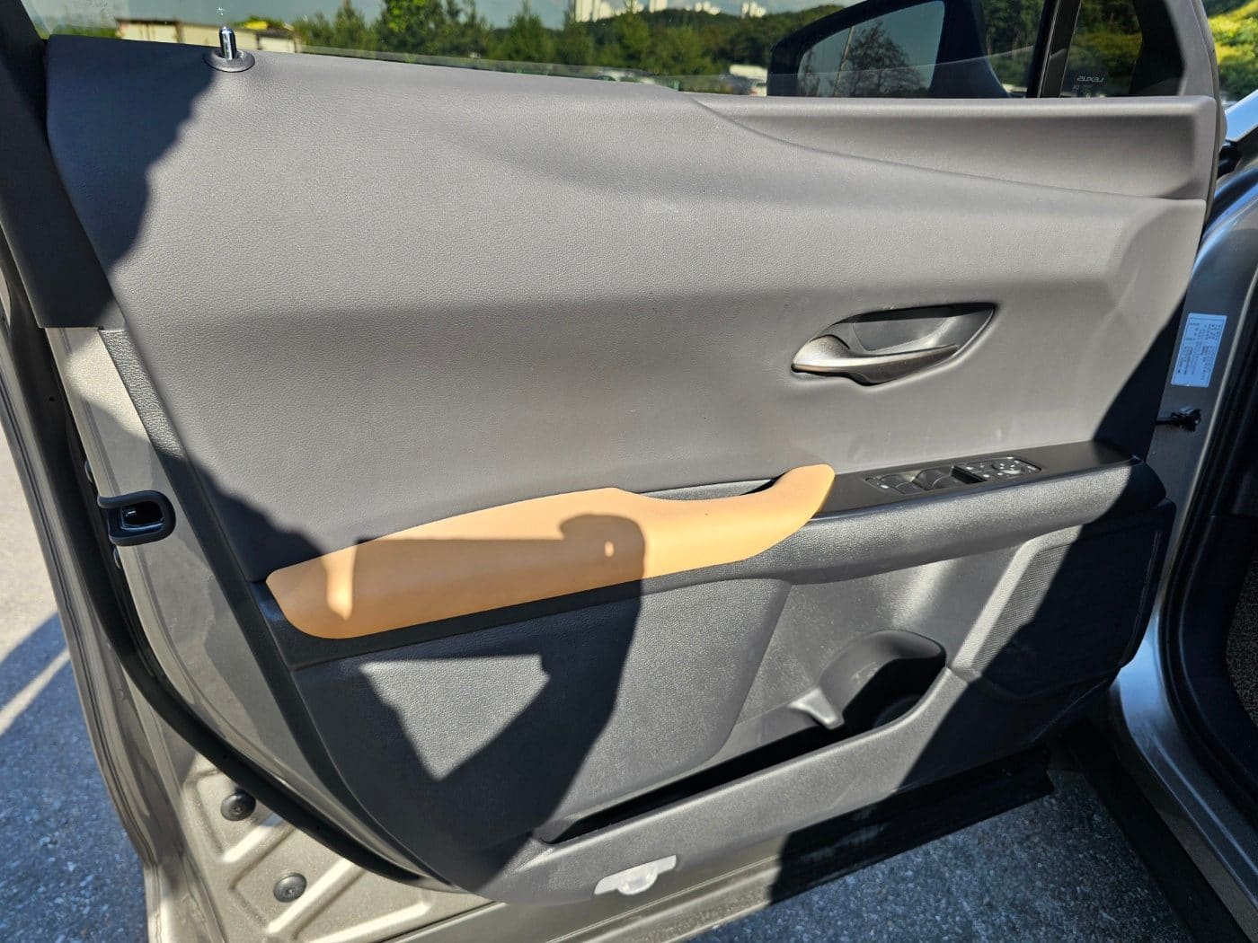 2027 Lexus UX 300h 2.0 (S/N: 047360) 34
