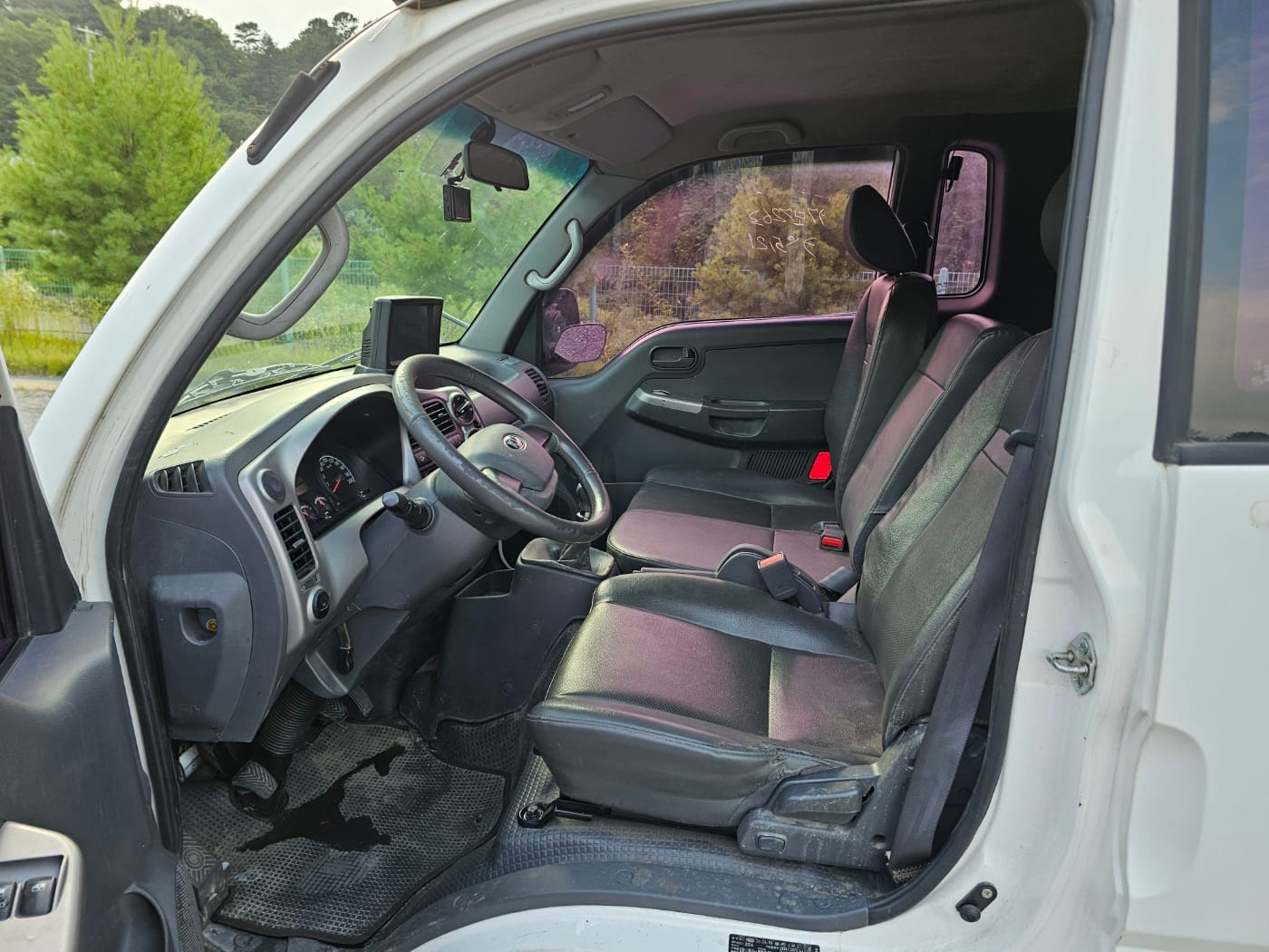 2014 Kia Bongo 3 1.0-ton King Cab (CRDi) (S/N: 893403) 17