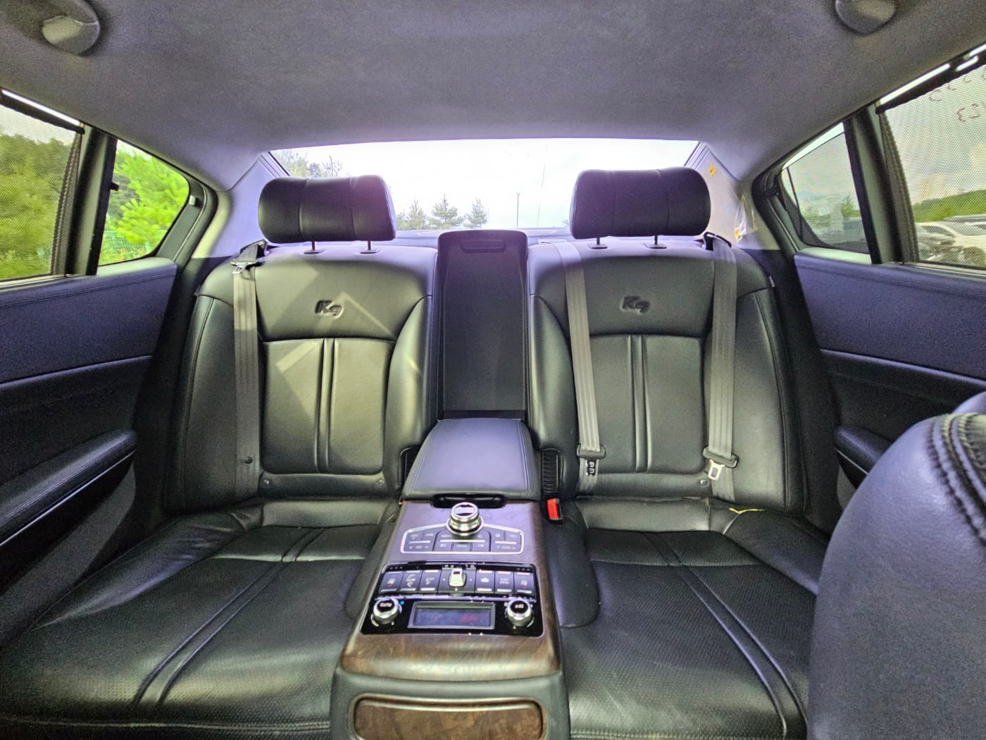 2013 Kia K9 3.8 GDI (S/N: 002490) 32